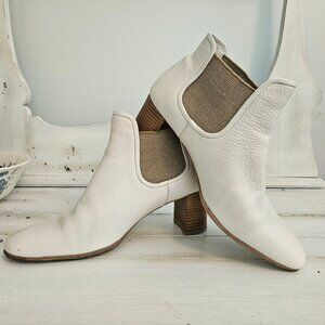 Pedro Garcia White Leather Slip-On Ankle Boots, Size 40/9